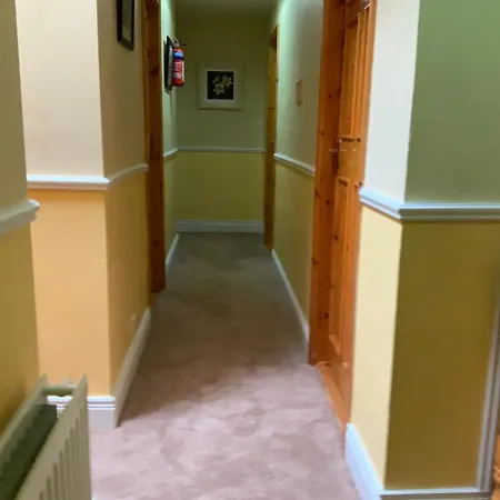 Algret House 4*