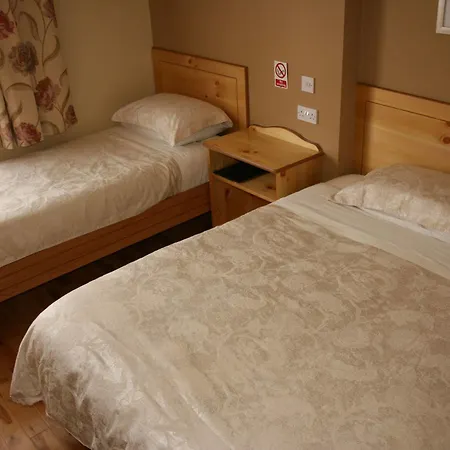 Bed and breakfast Algret House