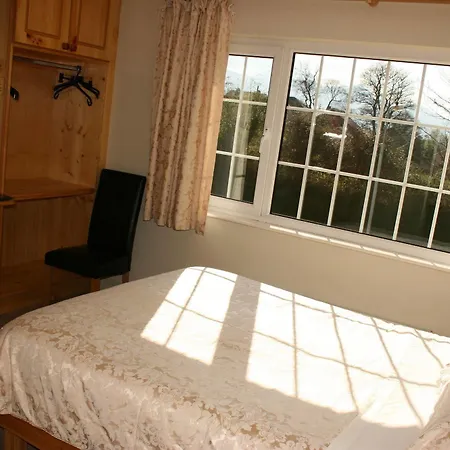 Bed and breakfast Algret House