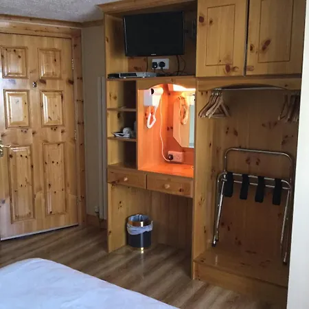 Oda ve Kahvaltı Algret House Killarney